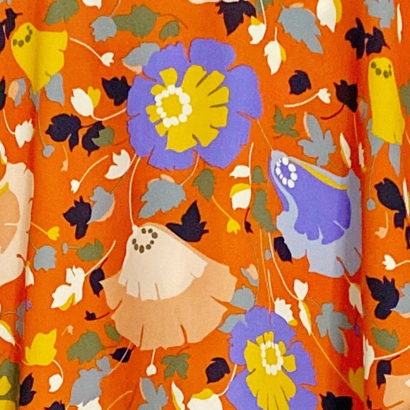 CAbi 5892 Visionary Replay Top Spring 2021 Medium EUC - Picture 5 of 8